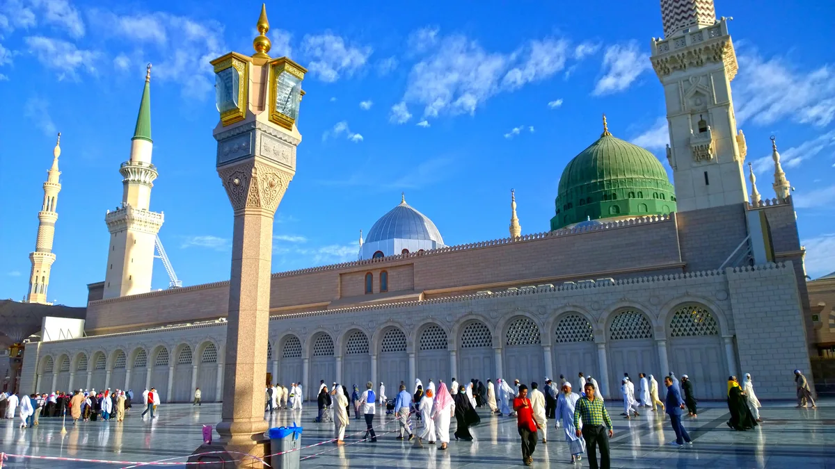 Masjid an-Nabawi in Madinah in the afternoon