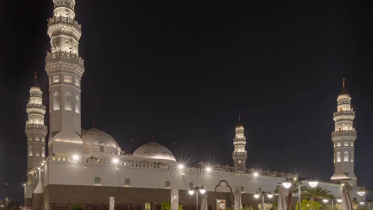 Quba Mosque lit up at night
